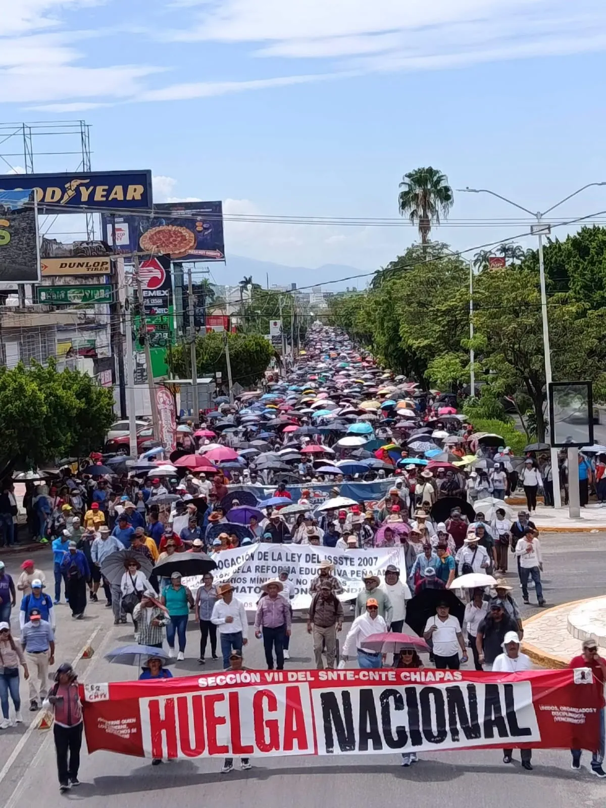 Portada de ENALHE sobre la marcha de la CNTE en Tuxtla Gutiérrez exigiendo mesa con la presidenta